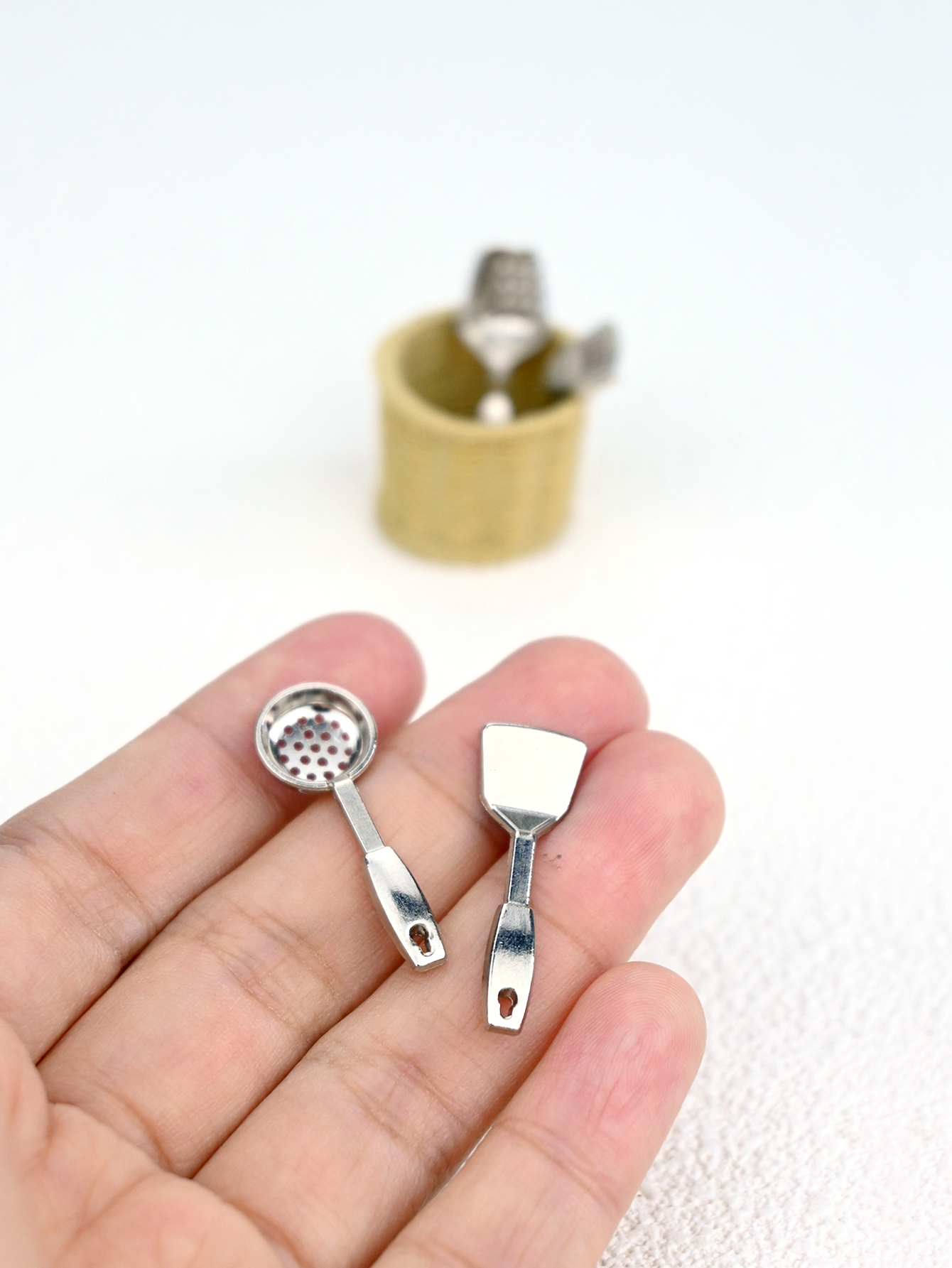 A Set of Four Miniature Kitche - Home Decor Kitchen 리뷰 및 가격