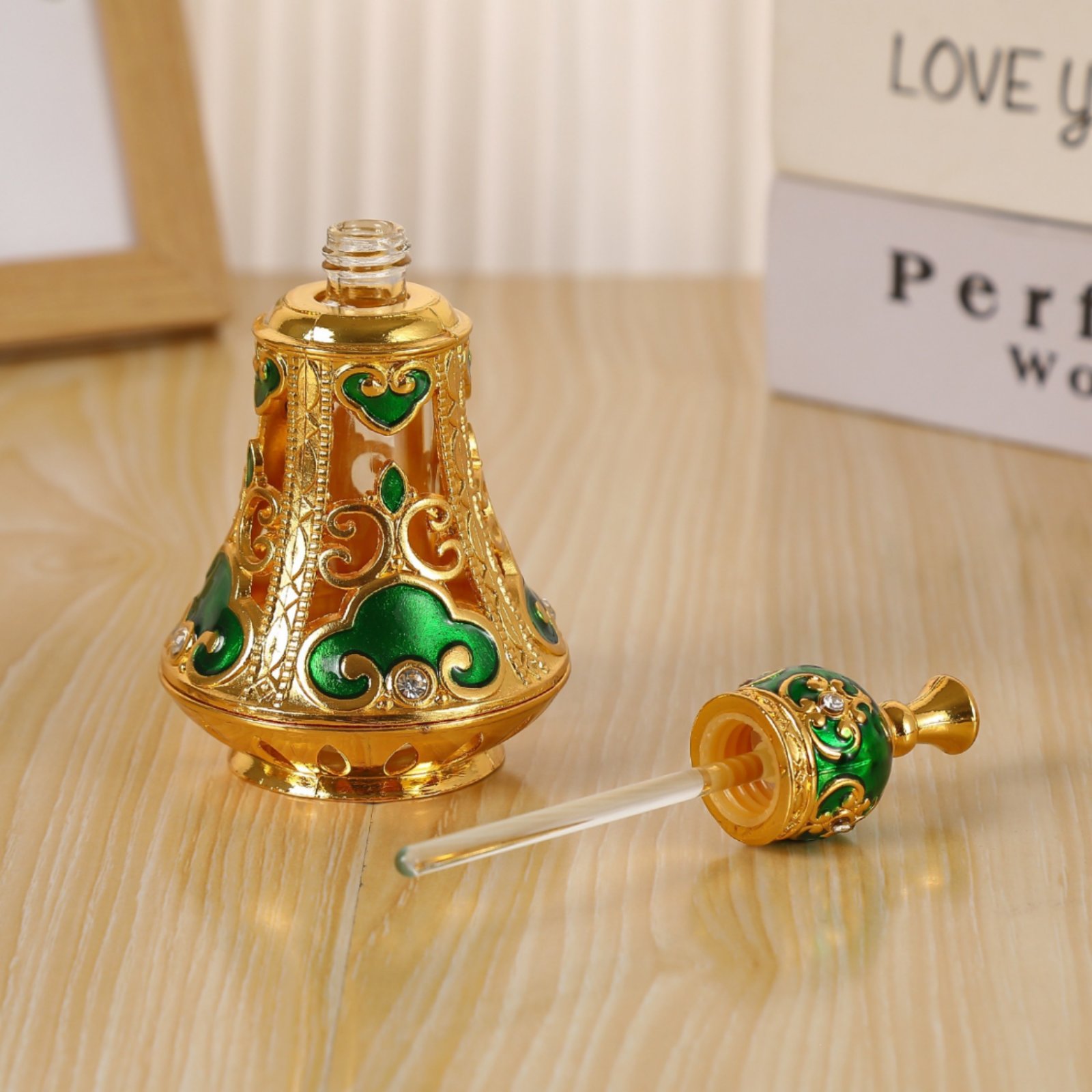 Ornate Perfume Bottle Faceted  - Home Decor Glass 리뷰 및 가격
