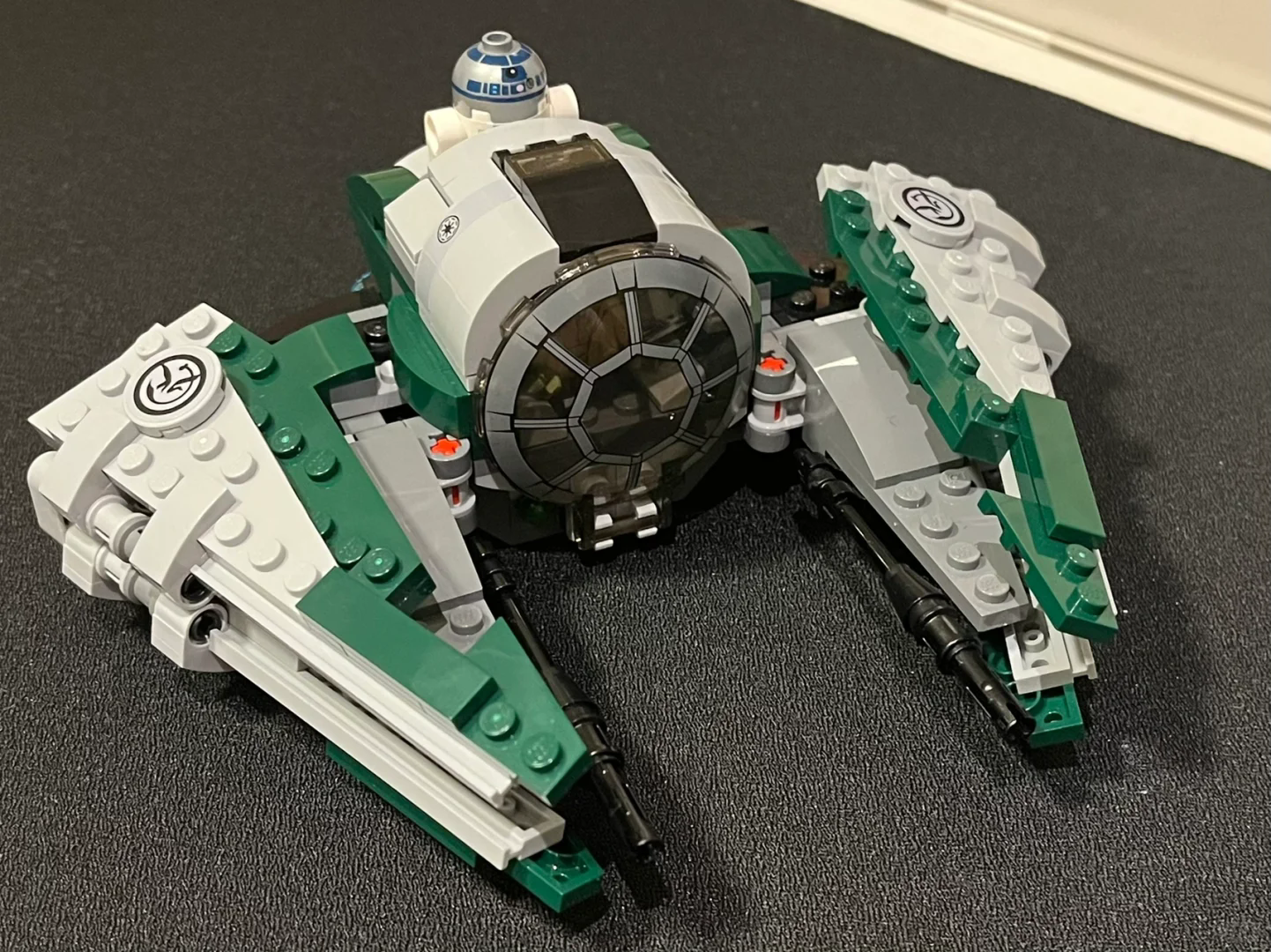 New MOC Space Battle Spaceship - Home Decor Disney 리뷰 및 가격
