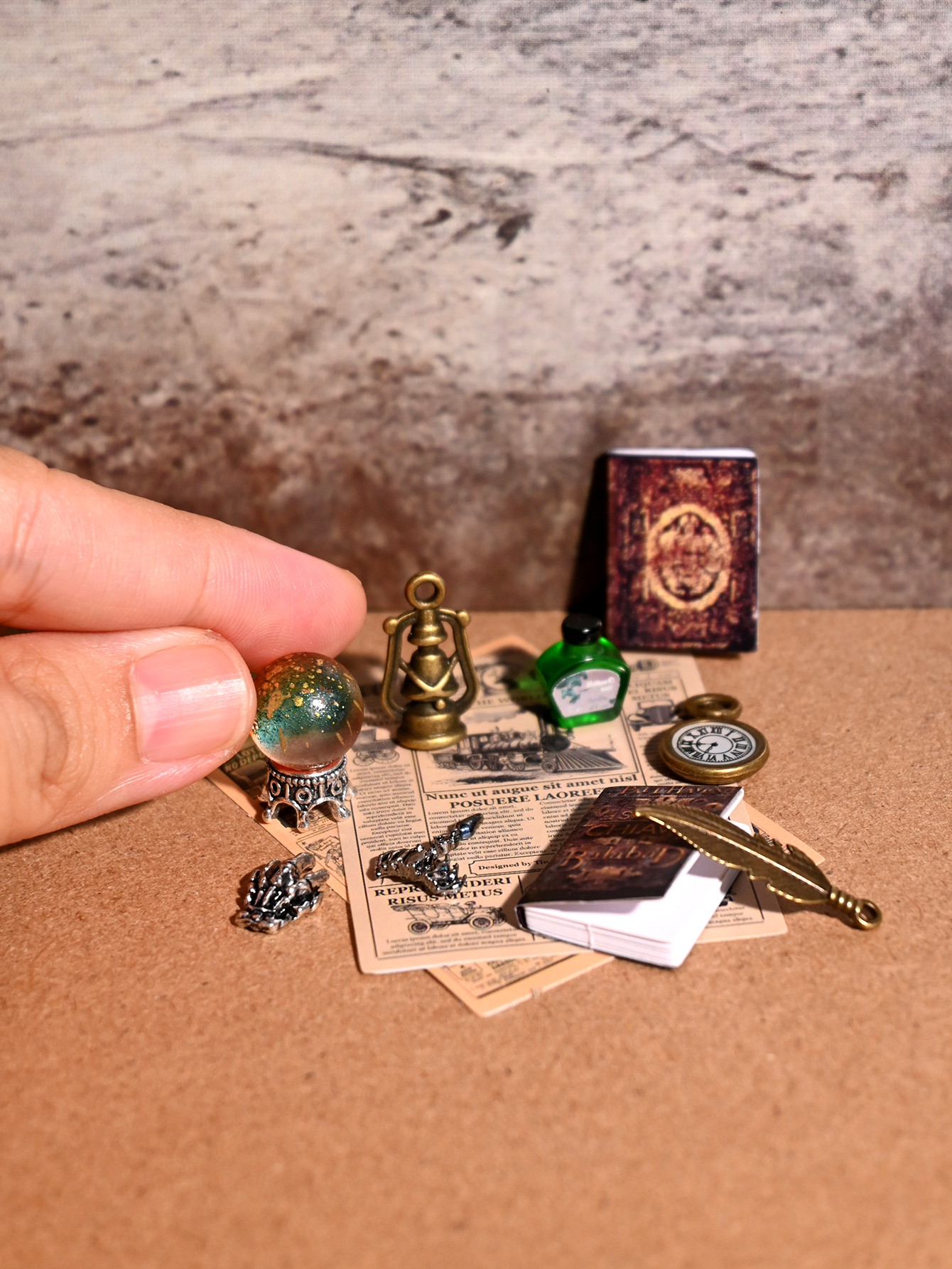 Miniature Replica Magic Vintag - Home Decor Deals 리뷰 및 가격