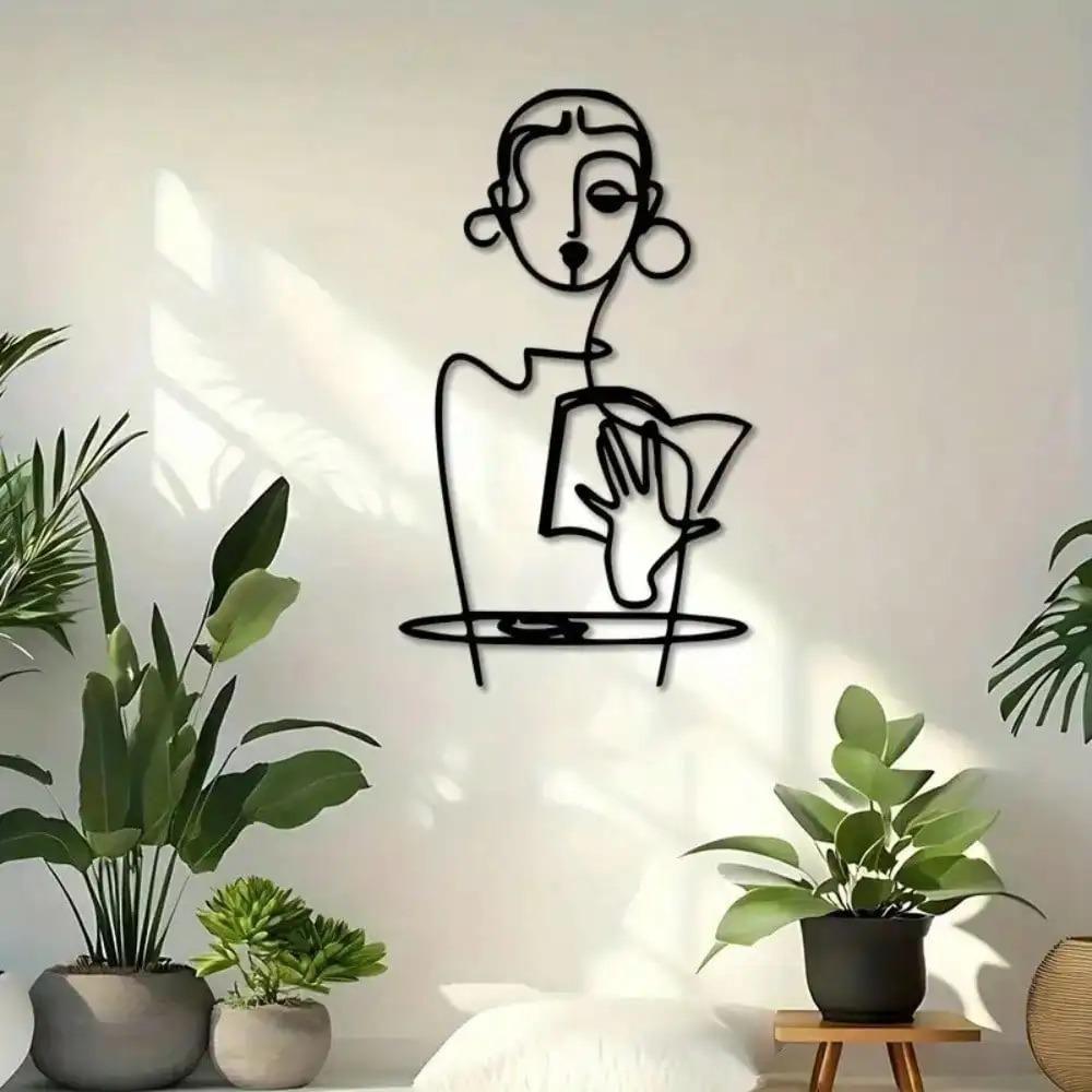 Brand Minimalist Woman Metal W - Home Decor Brand 리뷰 및 가격